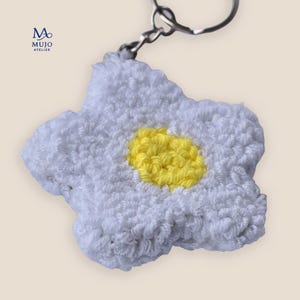 Punch Needle Daisy Keychain Pattern | Beginner Friendly Floral Key Chain PDF | Instant Digital Download