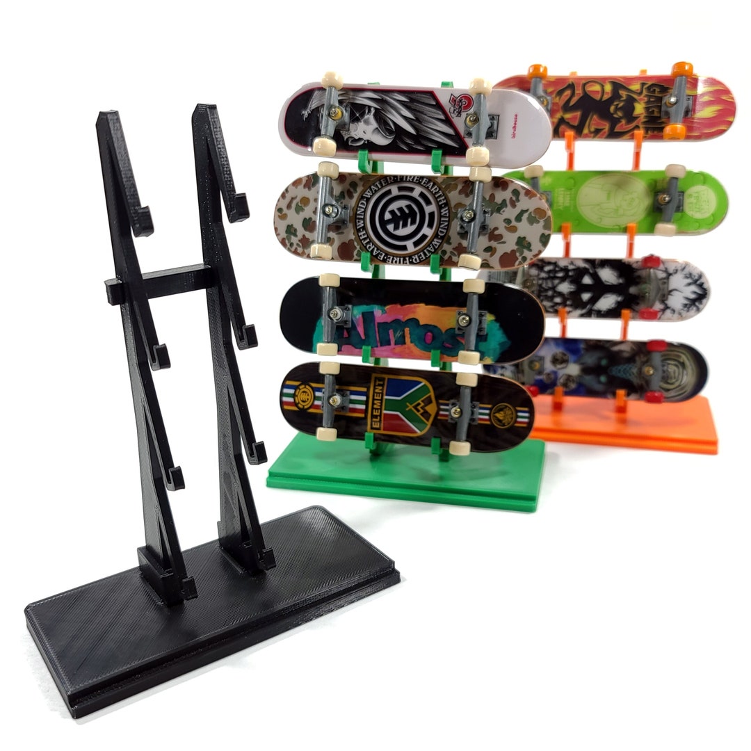 Display Stand Rack for Tech Deck Fingerboards Skateboards / 3D Printed