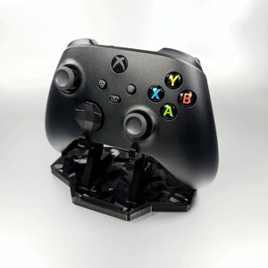 3D Printed Xbox Controller Stand – Carbon Fiber, Forged, Camo Textures image 8