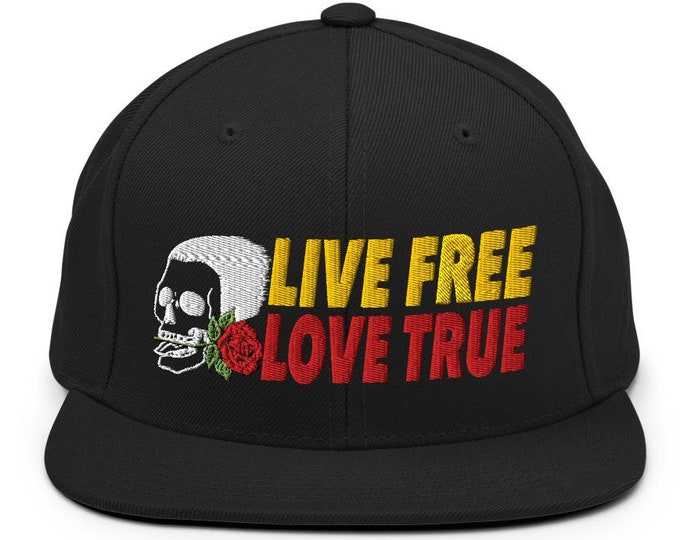Live Free Love True Flat Bill Snapback Cap - Embroidered 6-Panel Structured Baseball Hat - Black Hat & Visor