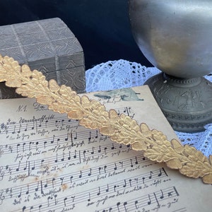 antikes Ornament Dresdner Pappe, Brocante, Deko, Eichenlaub