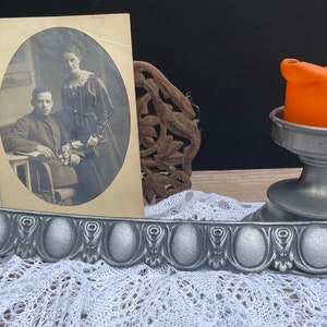 antikes Ornament Dresdner Pappe, Brocante, Deko, Perlstab, Eierstab