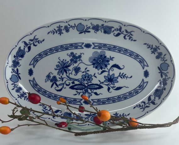 Vintage Servierplatte, Fleischplatte, Porzellan Zwiebelmuster