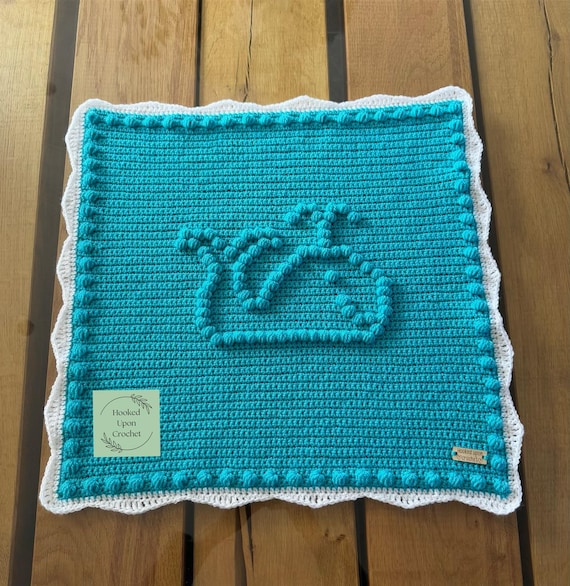 Whale crochet blanket pattern | Crochet blanket pattern | Baby crochet | Crochet blanket | car seat blanket pattern | Caspian the whale.