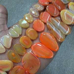 Coppie di cabochon con fascia rossa, coppie di pietre preziose con fascia, lotto di coppie con fascia rossa, coppie di cabochon, coppie di pietre preziose, lotto con fascia, lotto di coppie con fascia, coppie,