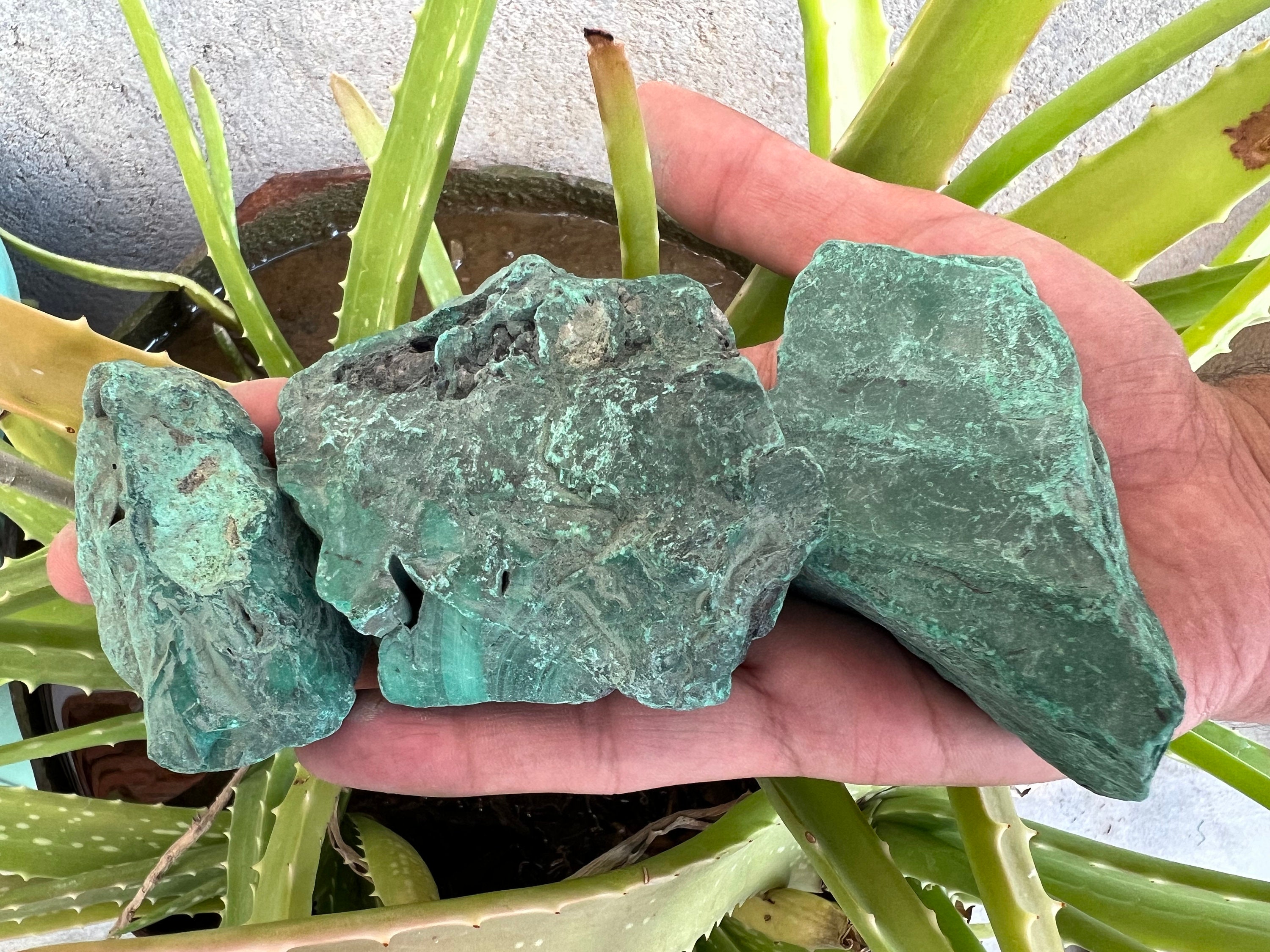 Malaquita natural áspera, fila de piedras preciosas de malaquita, fila mineral de malaquita, cristal de malaquita áspero, fila de gran tamaño de malaquita, para hacer colgante