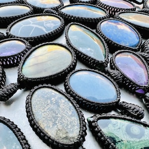 Cabochão de mistura natural AAA +++, lote de mistura pendente de macramé feito à mão, pedra preciosa solta de cabochão, cabochão de pedra preciosa de lote por atacado, tamanho de mistura de forma mista