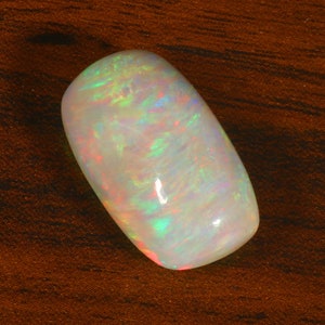 Opale etiope naturale, Cabochon opale Gemma, Fuoco verde rosso, Pietra portafortuna di ottobre, Gemma sciolta, 21X12X8 MM Ct. 12.90 Per fare gioielli