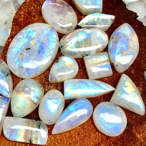 Lote de cabochão de arco-íris branco, Lote de pedras preciosas de arco-íris branco, Lote de pedras preciosas de cabochão, Lote de pedras preciosas por atacado, Lote de arco-íris branco em formato misto, Arco-íris,