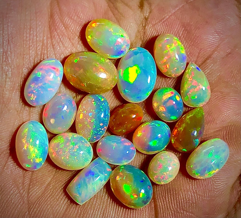 AAA Topkwaliteit natuurlijke Ethiopische opaal cabochon lot Welo opaal sieraden maken afbeelding 2