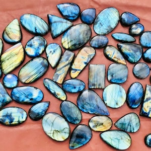 Lote de cabochão de labradorita, lote de atacado de labradorita, lote de pedras preciosas de labradorita, lote de labradorita em forma mista, estoque limitado a preço muito razoável
