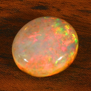Natürlicher äthiopischer Opal Cabochon, Oktober Geburtsstein, Opal Lose Edelstein, Multi Opal Cab, Natürlicher Opal Cabochon, Größe 17x15x7 MM ct. 11,60