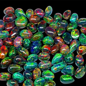 4-10 MM AAA +++ Top-Qualität natürlicher äthiopischer schwarzer Opal Cabochon Lot Multi Feuer Opal Schmuck