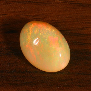 Pietra multicolore, cabochon opale, pietra di fuoco Welo, cabochon opale etiope, cabochon opale naturale, pietra portafortuna ottobre, 20X14X10 MM Ct. 12.75