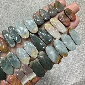 Paires de cabochons polygrammes, Paires de pierres précieuses polygrammes, Lot de paires de polygrammes, Paires de cabochons, Paires de pierres précieuses, Lot polygrammes, Lot de paires polygrammes, Paire