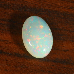 Cabochon opale naturale, Cabochon opale etiope naturale, Pietra di fuoco opale, Pietra preziosa sciolta opale, Pietra di nascita ottobre, dimensioni 19x13x6 MM ct. 6.95