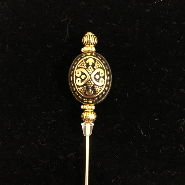 Oval antiqued gold hat pin in a choice of lengths