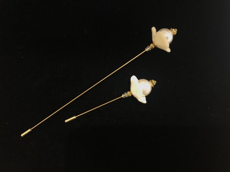 Creme / Elfenbein und Goldblumenstifte in verschiedenen Längen Verwendung als Hutnadeln, Anstecknadeln, Broschennadeln Bild 6