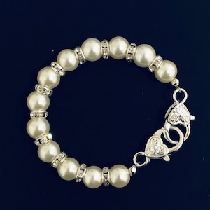 Key bracelets: pearl and rhinestone stretch in silver or gold