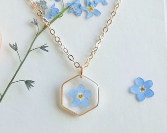 Forget Me Not Necklace, Unique Birthday Gift, Dainty Forget Me Not Jewelry, Real Flower Jewellery, Resin Jewelry, Gift for Mum