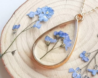 Resin Forget-Me-Not Necklace, Pressed Flower Jewelry, Brass Pendant, Gift for Her