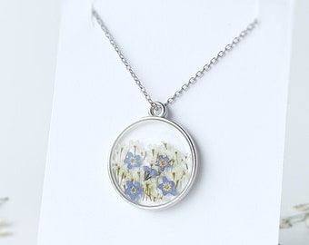 Forget me Not Flower Necklace, Queen Anne Lace Flower Jewelry,  Real Flower Jewelry, Flower Necklace, Pressed Flower Jewelry, Resin Necklace