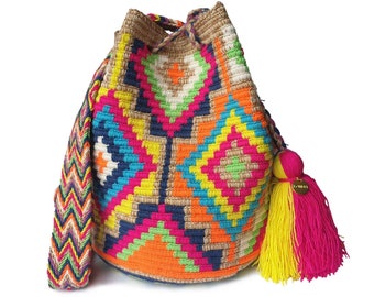 SAC WAYUU arc-en-ciel / Taille M / SAC au crochet moyen / Sac à main Wayuu crossbody / Mochila / Sac à main au crochet fait à la main / Sac à seau au crochet crossbody