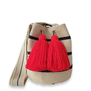 Classic Striped WAYUU Bag, Mochila from Colombia, Crochet Crossbody, Handmade Purse, Bucket Bag, Colombian Craft