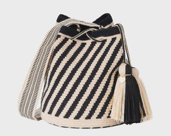 Black & White Colombian Crochet Bucket Bag • Wayuu Crossbody • Handmade Fair Trade Accessory