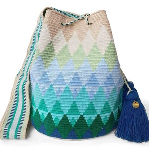 Stunning AUTHENTIC WAYUU Bag, Original Crochet Crossbody, Handmade Colombian Bucket Bag, Ethical Purse, Artisanmade