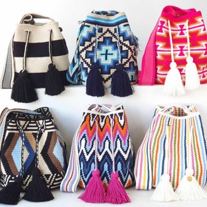 Skillfully Crafted WAYUU BAG, Medium Colombian Mochila BAG, Artisan Crochet Purse, Colombian Gift