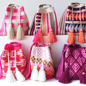 Original Pink WAYUU BAG, Medium Colombian Mochila BAG, Artisan Crochet Purse, Colombian Gift