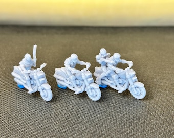 Conjunto de 3 motocicletas personalizadas U25 / Motos Gaslands Refuelled a escala 1:64 / Resina impresa en 3D / Banda de motociclistas del páramo / Píntalas tú mismo