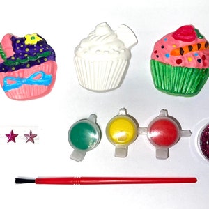 Cupcake Party Bag-Cupcake Craft Kit-Cute Cupcake Magnets Paint Set-Goody Bag-Party Favour/Fillers-Craft Party Idea-Children&#39;s Activity Set