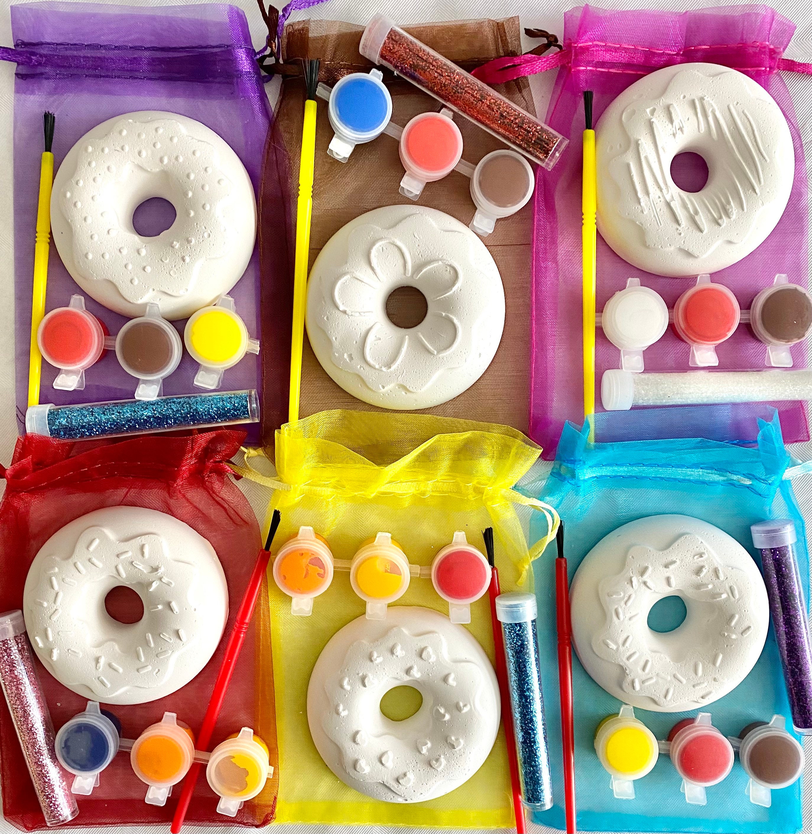 Donut Craft Kit in Organza Gift Bag-Unique Party Bag Favour/Fillers-Doughnut Cake Craft Set-Paint Set-Craft Party Idea-Children’s Activity