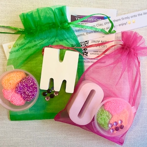Letter FOAM CLAY Craft Kit in Organza Bag-Initial-Party Bag Favour/Fillers-Mess Free-Craft Party Idea-Children’s Activity Set-Pre-filled