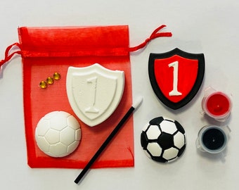 Football Craft Kit -Unique Birthday Football Party Bag Favour/Fillers-Football Magnet Paint Set-Children or Adult Craft Party Idea