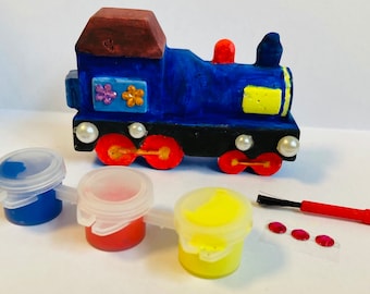 Train Craft Kit-Party Craft Kit-Paint Set-Unique Pre filled Party Bag Favour/Fillers-Craft Party Idea-Children's Activity Set