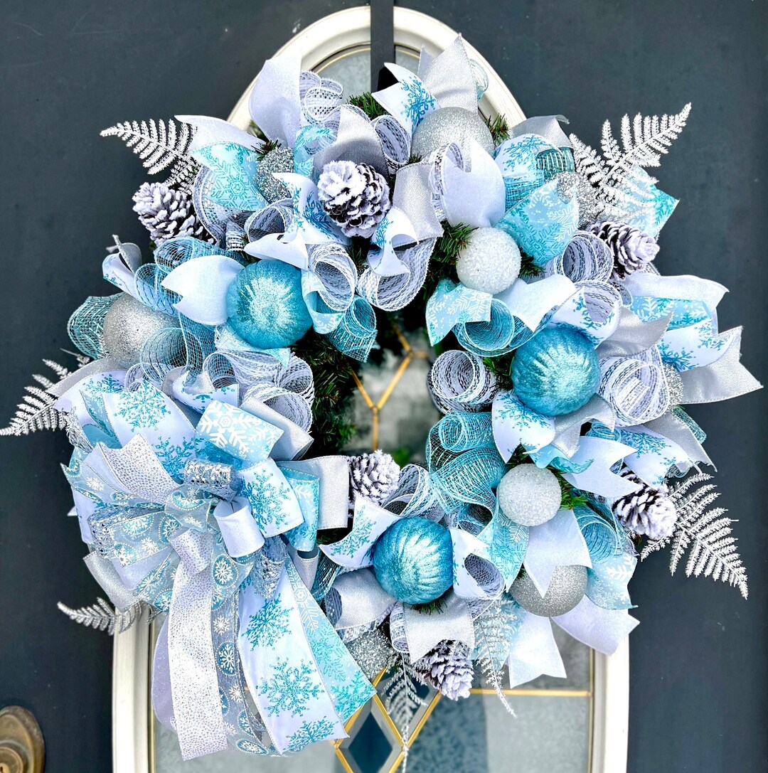 Christmas Wreath, Christmas Decor, Ice Blue Silver White Christmas ...