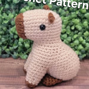 Capybara sitting plush doll amigurumi crochet pattern instant download pdf