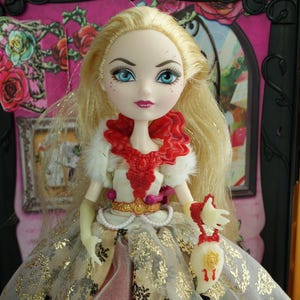 Ever After High Thronecoming Apple White doll Mattel 2014 #4