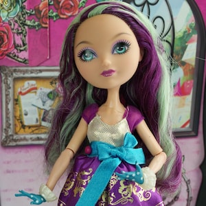 Ever After High Original Core Royals and Rebels First Chapter Madeline Hatter doll Mattel 2013 #8