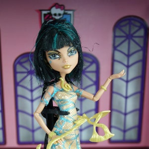 Monster High Ghouls Rule Cleo de Nile doll 2012 #6