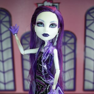 Monster High Ghoul&#39;s Night Out Spectra Vondergeist doll Mattel 2011 #1