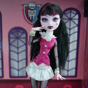 Monster High Draculaura first wave 1 Basic Original doll Mattel 2009/ 2012 #7