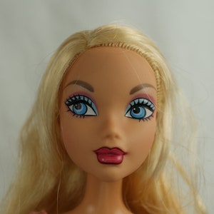 My Scene Hanging Out Barbie Kennedy doll Mattel Y2K 00s 2