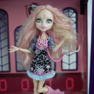 Monster High Viperine Gorgon Frights, Camera, Action! Hauntlywood doll Mattel 2013 #14