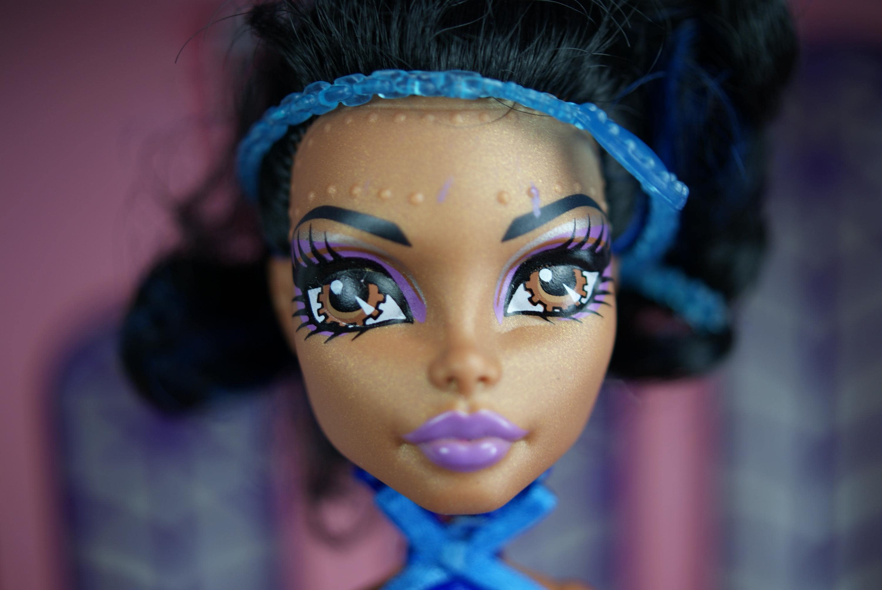 Monster High Robecca Steam Dance Class Doll in Deluxe Fashion Mattel ...