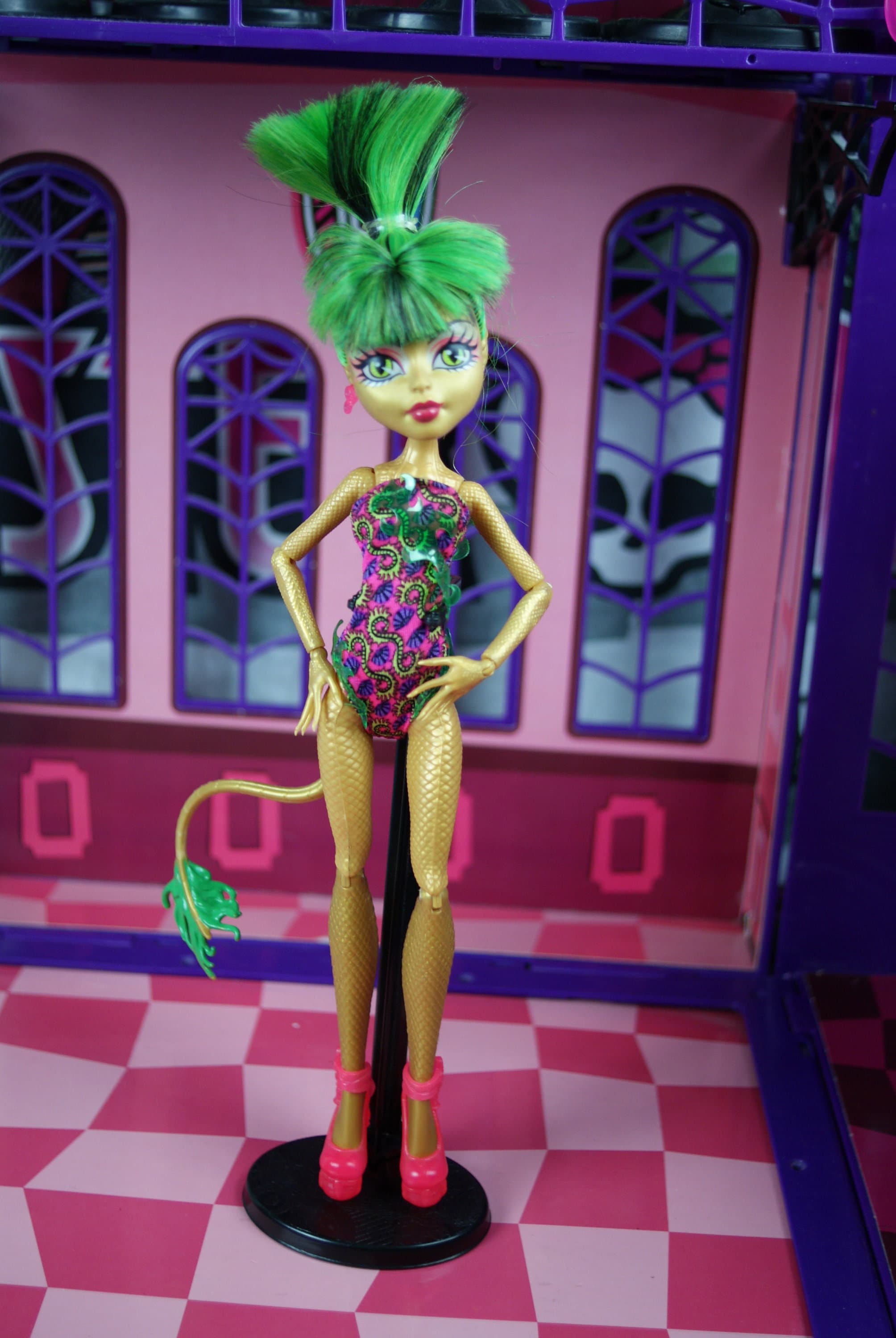Monster High Doll Frankie Stein Swim Class MIB