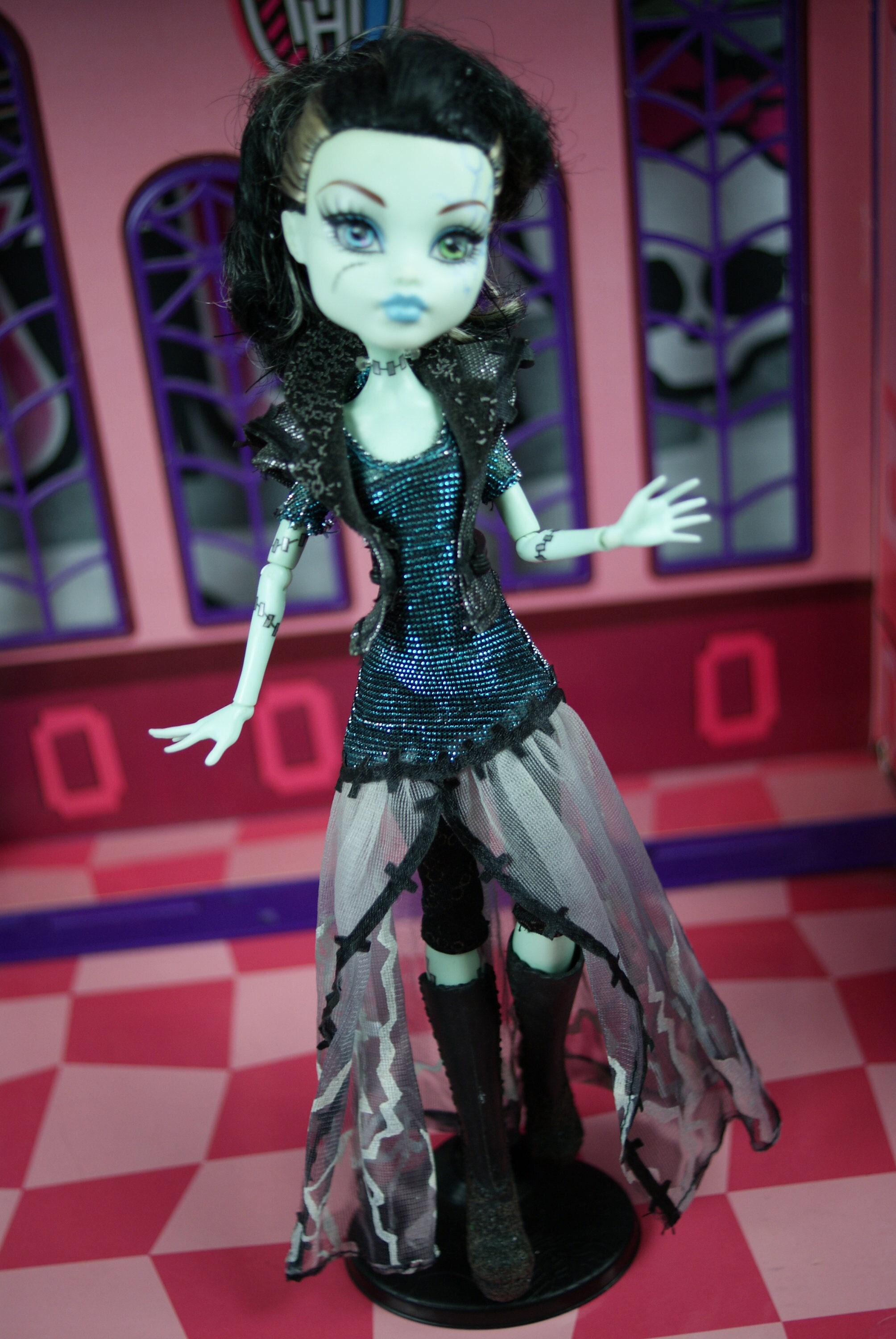 Boneca Monster High Frankie Stein - Wave 1 (ler Descrição)